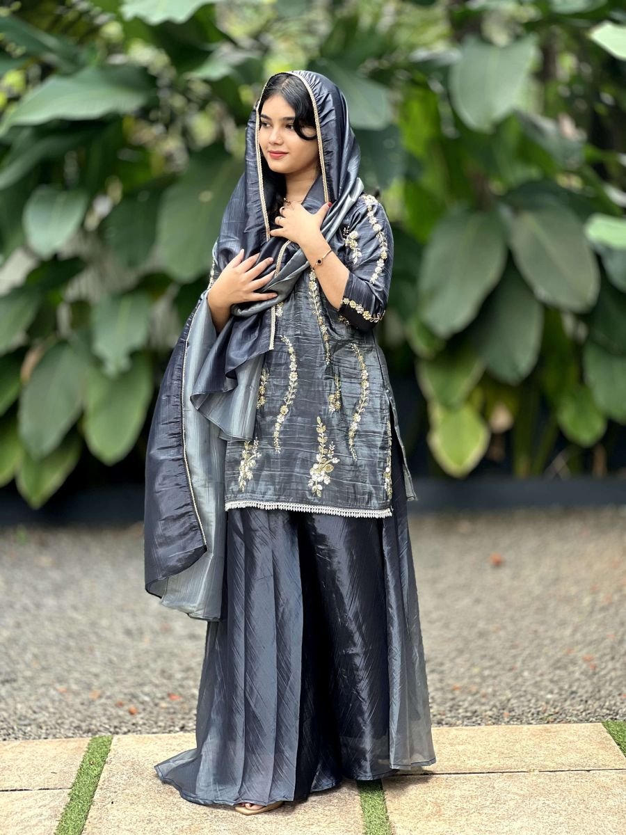 BEUTYFULL PARTYWEAR HEVY HANDWORK  SHARARA SET