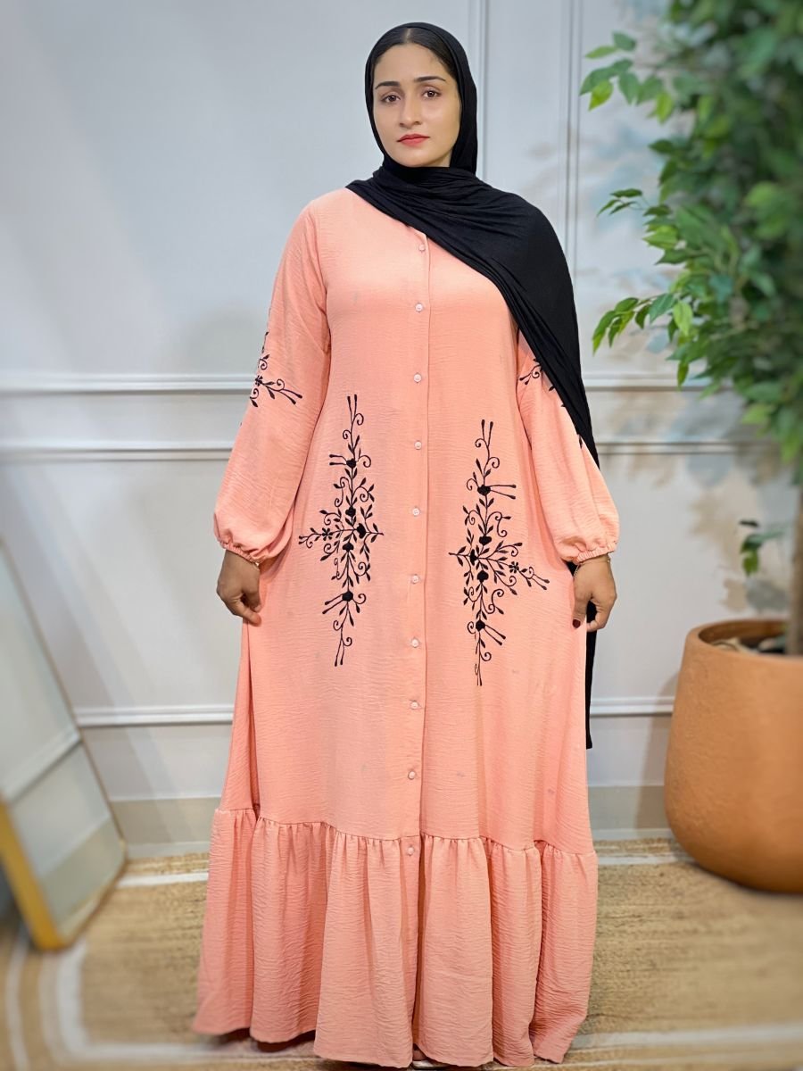 MODESTY GOWN  FEEDING FRIENDLY